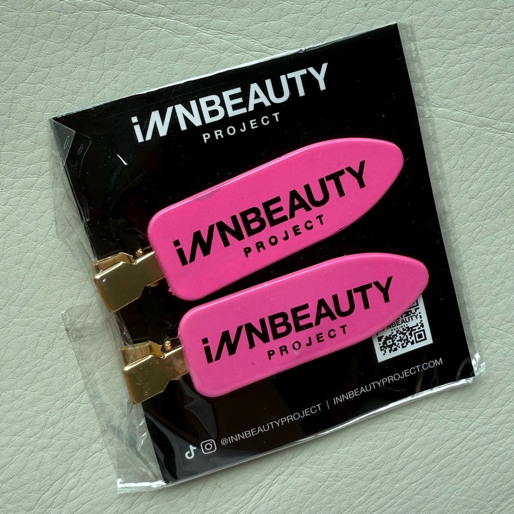 INNBEAUTY PROJECT Pink Hair Clips